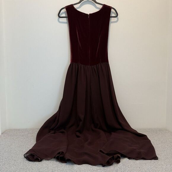 Elizabeth Dresses & Skirts - VINTAGE 80's/90's  ELIZABETH WAYMAN PURPLE SILK VELVET DRESS Size 8


H